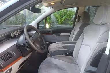 CITROEN C8 2.2 HDi Exclusive Night Black +7 személyes +Friss Műszaki +Vonóhorog +3X-s GARANCIA !!