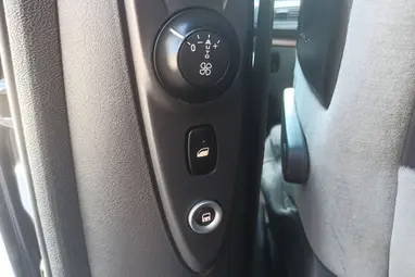 CITROEN C8 2.2 HDi Exclusive Night Black +7 személyes +Friss Műszaki +Vonóhorog +3X-s GARANCIA !!