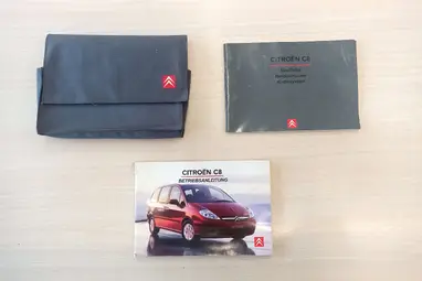 CITROEN C8 2.2 HDi Exclusive Night Black +7 személyes +Friss Műszaki +Vonóhorog +3X-s GARANCIA !!