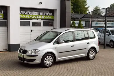 VOLKSWAGEN TOURAN 1.9 PD TDi Conceptline Reflex Silver +1 Tulaj +Vezérlés csere + Full vez Sz.Könyv +3X-s GARANCIA !!