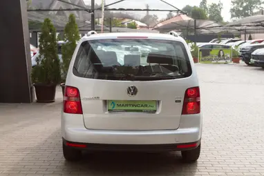 VOLKSWAGEN TOURAN 1.9 PD TDi Conceptline Reflex Silver +1 Tulaj +Vezérlés csere + Full vez Sz.Könyv +3X-s GARANCIA !!