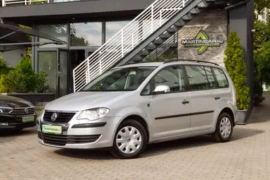 VOLKSWAGEN TOURAN 1.9 PD TDi Conceptline Reflex Silver +1 Tulaj +Vezérlés csere + Full vez Sz.Könyv +3X-s GARANCIA !!
