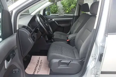VOLKSWAGEN TOURAN 1.9 PD TDi Conceptline Reflex Silver +1 Tulaj +Vezérlés csere + Full vez Sz.Könyv +3X-s GARANCIA !!