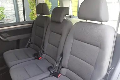 VOLKSWAGEN TOURAN 1.9 PD TDi Conceptline Reflex Silver +1 Tulaj +Vezérlés csere + Full vez Sz.Könyv +3X-s GARANCIA !!