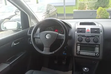 VOLKSWAGEN TOURAN 1.9 PD TDi Conceptline Reflex Silver +1 Tulaj +Vezérlés csere + Full vez Sz.Könyv +3X-s GARANCIA !!