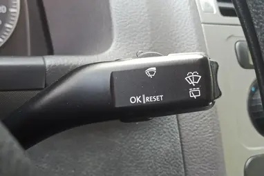 VOLKSWAGEN TOURAN 1.9 PD TDi Conceptline Reflex Silver +1 Tulaj +Vezérlés csere + Full vez Sz.Könyv +3X-s GARANCIA !!