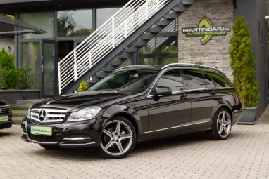 MERCEDES-BENZ C 220 T CDI BlueEFFICIENCY Avantgarde (Automata) Obsidian Black +Igényes állapot +Gyári AMG Felni +Jéghideg Klíma +3X-s GARANCIA !!