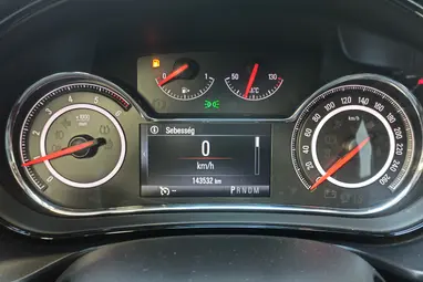 OPEL INSIGNIA Sports Tourer 1.6 CDTI (Automata) Onyxschwarz Metallic +Vezérlés csere +Keveset futott +3X-s GARANCIA !!