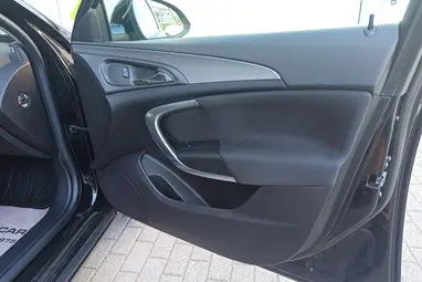 OPEL INSIGNIA Sports Tourer 1.6 CDTI (Automata) Onyxschwarz Metallic +Vezérlés csere +Keveset futott +3X-s GARANCIA !!