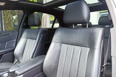 MERCEDES-BENZ E 500 4Matic BlueEFFICIENCY Avantgarde (Automata) Black Metallic +Újszerű +Friss Nagyszervíz +2.Tulaj +3X-s GARANCIA !!