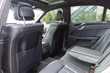 MERCEDES-BENZ E 500 4Matic BlueEFFICIENCY Avantgarde (Automata) Black Metallic +Újszerű +Friss Nagyszervíz +2.Tulaj +3X-s GARANCIA !!