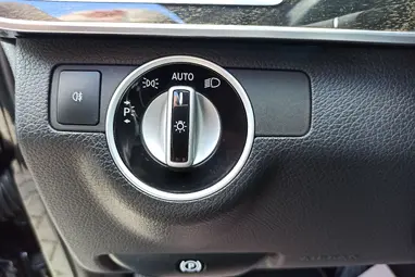 MERCEDES-BENZ E 500 4Matic BlueEFFICIENCY Avantgarde (Automata) Black Metallic +Újszerű +Friss Nagyszervíz +2.Tulaj +3X-s GARANCIA !!