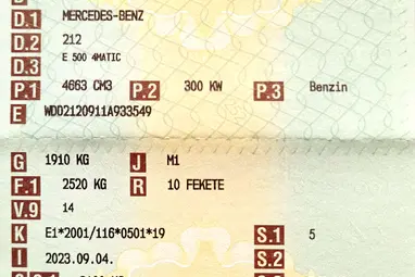 MERCEDES-BENZ E 500 4Matic BlueEFFICIENCY Avantgarde (Automata) Black Metallic +Újszerű +Friss Nagyszervíz +2.Tulaj +3X-s GARANCIA !!