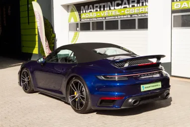 PORSCHE 911 Cabrio Turbo S PDK Gentian Blue Metallic AKRAPOVIC ++ Azonnal elvihető ++