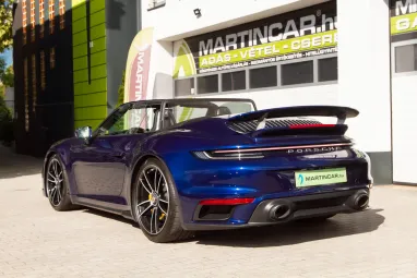 PORSCHE 911 Cabrio Turbo S PDK Gentian Blue Metallic AKRAPOVIC ++ Azonnal elvihető ++