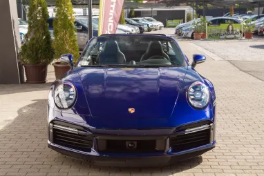 PORSCHE 911 Cabrio Turbo S PDK Gentian Blue Metallic AKRAPOVIC ++ Azonnal elvihető ++