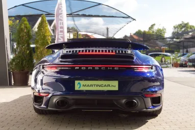 PORSCHE 911 Cabrio Turbo S PDK Gentian Blue Metallic AKRAPOVIC ++ Azonnal elvihető ++