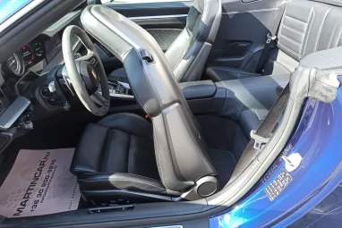 PORSCHE 911 Cabrio Turbo S PDK Gentian Blue Metallic AKRAPOVIC ++ Azonnal elvihető ++