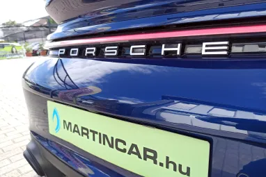 PORSCHE 911 Cabrio Turbo S PDK Gentian Blue Metallic AKRAPOVIC ++ Azonnal elvihető ++
