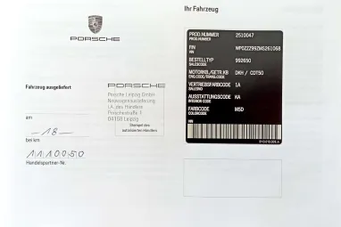 PORSCHE 911 Cabrio Turbo S PDK Gentian Blue Metallic AKRAPOVIC ++ Azonnal elvihető ++