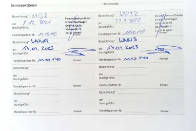 PORSCHE 911 Cabrio Turbo S PDK Gentian Blue Metallic AKRAPOVIC ++ Azonnal elvihető ++