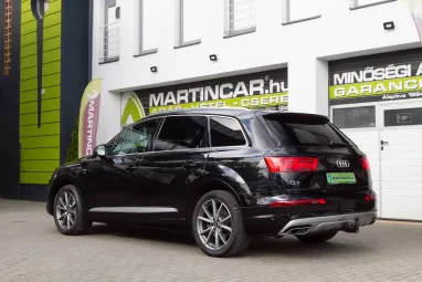AUDI Q7 50 TDI quattro Tiptronic ic S-Line Orca Black Metallic +1.Tulajdonos +Eredeti Magyar Autó+Végig Vez. Szervizkönyv +3X-s GARANCIA !!