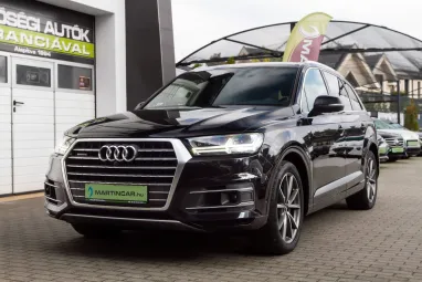 AUDI Q7 50 TDI quattro Tiptronic ic S-Line Orca Black Metallic +1.Tulajdonos +Eredeti Magyar Autó+Végig Vez. Szervizkönyv +3X-s GARANCIA !!