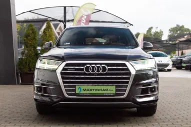 AUDI Q7 50 TDI quattro Tiptronic ic S-Line Orca Black Metallic +1.Tulajdonos +Eredeti Magyar Autó+Végig Vez. Szervizkönyv +3X-s GARANCIA !!