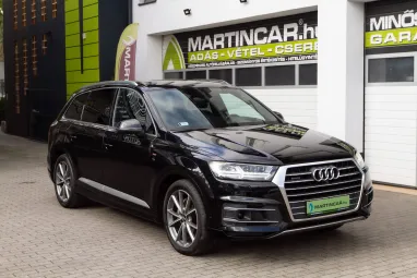 AUDI Q7 50 TDI quattro Tiptronic ic S-Line Orca Black Metallic +1.Tulajdonos +Eredeti Magyar Autó+Végig Vez. Szervizkönyv +3X-s GARANCIA !!