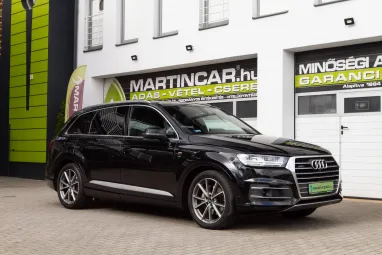 AUDI Q7 50 TDI quattro Tiptronic ic S-Line Orca Black Metallic +1.Tulajdonos +Eredeti Magyar Autó+Végig Vez. Szervizkönyv +3X-s GARANCIA !!