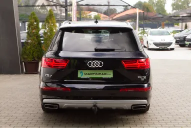 AUDI Q7 50 TDI quattro Tiptronic ic S-Line Orca Black Metallic +1.Tulajdonos +Eredeti Magyar Autó+Végig Vez. Szervizkönyv +3X-s GARANCIA !!