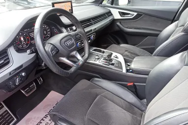 AUDI Q7 50 TDI quattro Tiptronic ic S-Line Orca Black Metallic +1.Tulajdonos +Eredeti Magyar Autó+Végig Vez. Szervizkönyv +3X-s GARANCIA !!