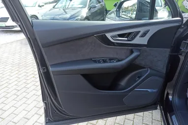 AUDI Q7 50 TDI quattro Tiptronic ic S-Line Orca Black Metallic +1.Tulajdonos +Eredeti Magyar Autó+Végig Vez. Szervizkönyv +3X-s GARANCIA !!
