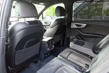 AUDI Q7 50 TDI quattro Tiptronic ic S-Line Orca Black Metallic +1.Tulajdonos +Eredeti Magyar Autó+Végig Vez. Szervizkönyv +3X-s GARANCIA !!