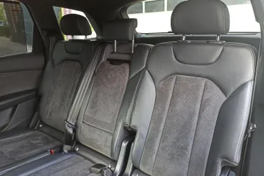 AUDI Q7 50 TDI quattro Tiptronic ic S-Line Orca Black Metallic +1.Tulajdonos +Eredeti Magyar Autó+Végig Vez. Szervizkönyv +3X-s GARANCIA !!