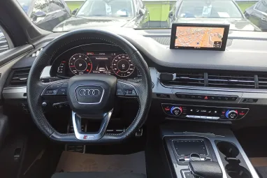 AUDI Q7 50 TDI quattro Tiptronic ic S-Line Orca Black Metallic +1.Tulajdonos +Eredeti Magyar Autó+Végig Vez. Szervizkönyv +3X-s GARANCIA !!