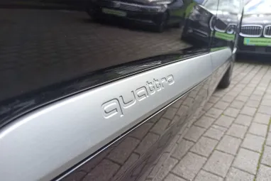 AUDI Q7 50 TDI quattro Tiptronic ic S-Line Orca Black Metallic +1.Tulajdonos +Eredeti Magyar Autó+Végig Vez. Szervizkönyv +3X-s GARANCIA !!