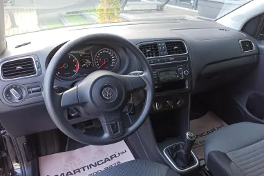 VOLKSWAGEN POLO V 1.4 85 Comfortline Deep Black Pearl Metallic +1.Tulajdonos +Friss Műszaki +3X-s GARANCIA !!