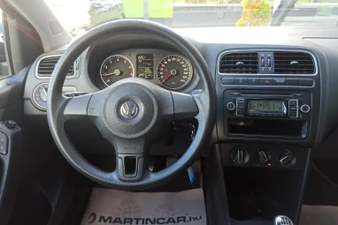 VOLKSWAGEN POLO V 1.4 85 Comfortline Deep Black Pearl Metallic +1.Tulajdonos +Friss Műszaki +3X-s GARANCIA !!