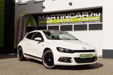 VOLKSWAGEN SCIROCCO 2.0 CR TDI Candy White Mettalic+ Szervizelt Állapotban+3X-s GARANCIA !!