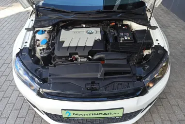 VOLKSWAGEN SCIROCCO 2.0 CR TDI Candy White Mettalic+ Szervizelt Állapotban+3X-s GARANCIA !!