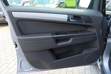 OPEL ZAFIRA B 1.6 Enjoy Lichtsilber Metallic +Első Tulajdonostól +Friss Műszaki +3X-s GARANCIA !!