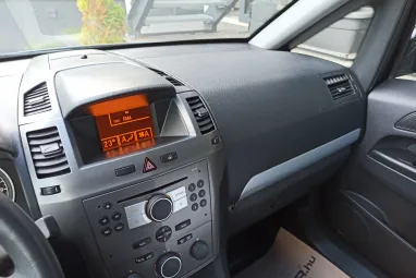 OPEL ZAFIRA B 1.6 Enjoy Lichtsilber Metallic +Első Tulajdonostól +Friss Műszaki +3X-s GARANCIA !!