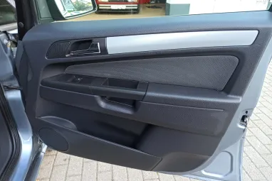 OPEL ZAFIRA B 1.6 Enjoy Lichtsilber Metallic +Első Tulajdonostól +Friss Műszaki +3X-s GARANCIA !!