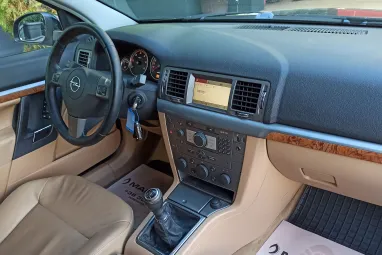 OPEL VECTRA C Caravan 1.9 CDTI Cosmo Sapphire Black Metallic +Light Beige Leather +3X-s GARANCIA !!