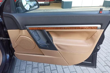 OPEL VECTRA C Caravan 1.9 CDTI Cosmo Sapphire Black Metallic +Light Beige Leather +3X-s GARANCIA !!