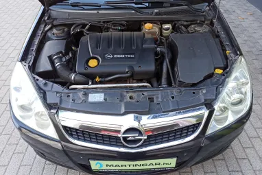 OPEL VECTRA C Caravan 1.9 CDTI Cosmo Sapphire Black Metallic +Light Beige Leather +3X-s GARANCIA !!