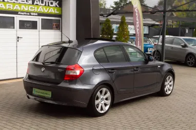 BMW 118i Sparkling Graphite Metallic +Nagyon Menő +3X-s GARANCIA !!