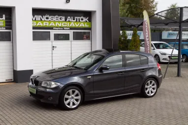 BMW 118i Sparkling Graphite Metallic +Nagyon Menő +3X-s GARANCIA !!