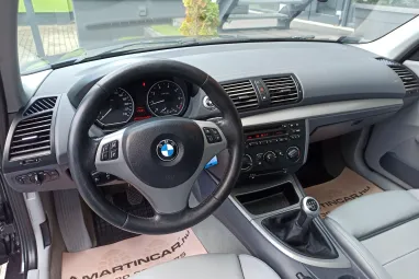 BMW 118i Sparkling Graphite Metallic +Nagyon Menő +3X-s GARANCIA !!